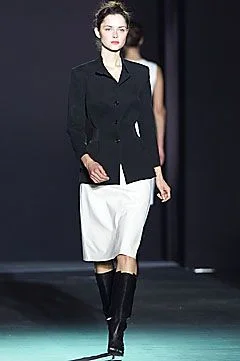 Look 10